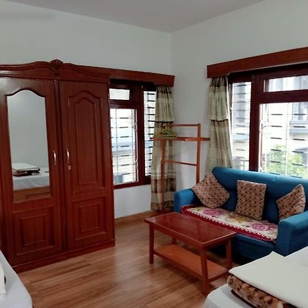 פוקהרה New Summit Guest House מראה חיצוני תמונה