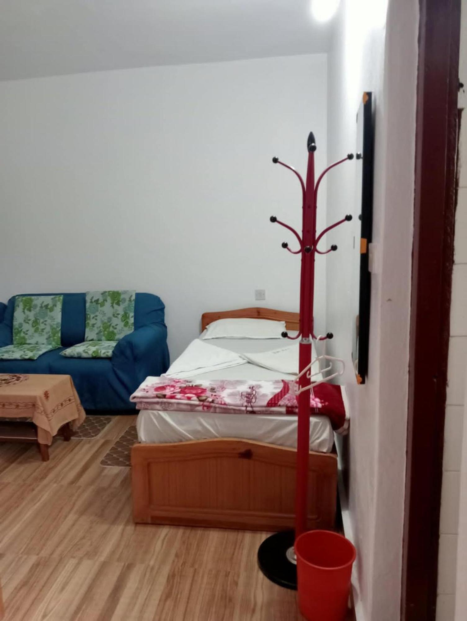 פוקהרה New Summit Guest House מראה חיצוני תמונה